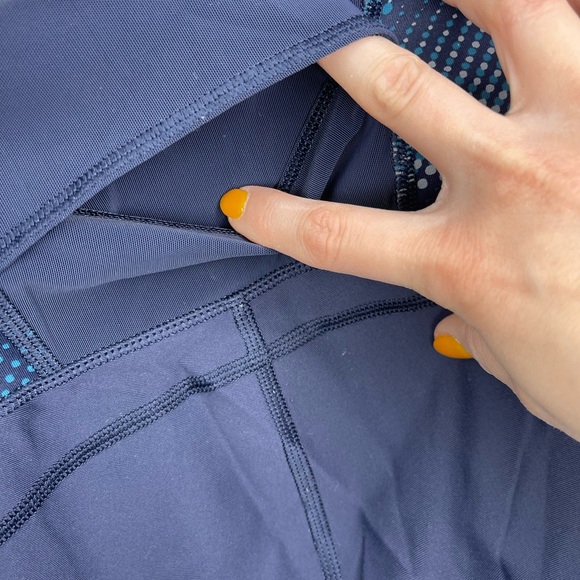 Athleta Sculptek Kinetic Stealth Mesh Leggings SP - Picture 5 of 7